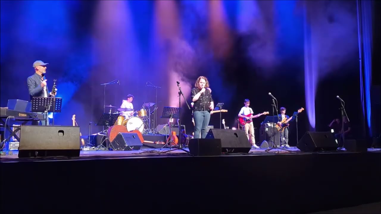 On s'attache (Maurine)