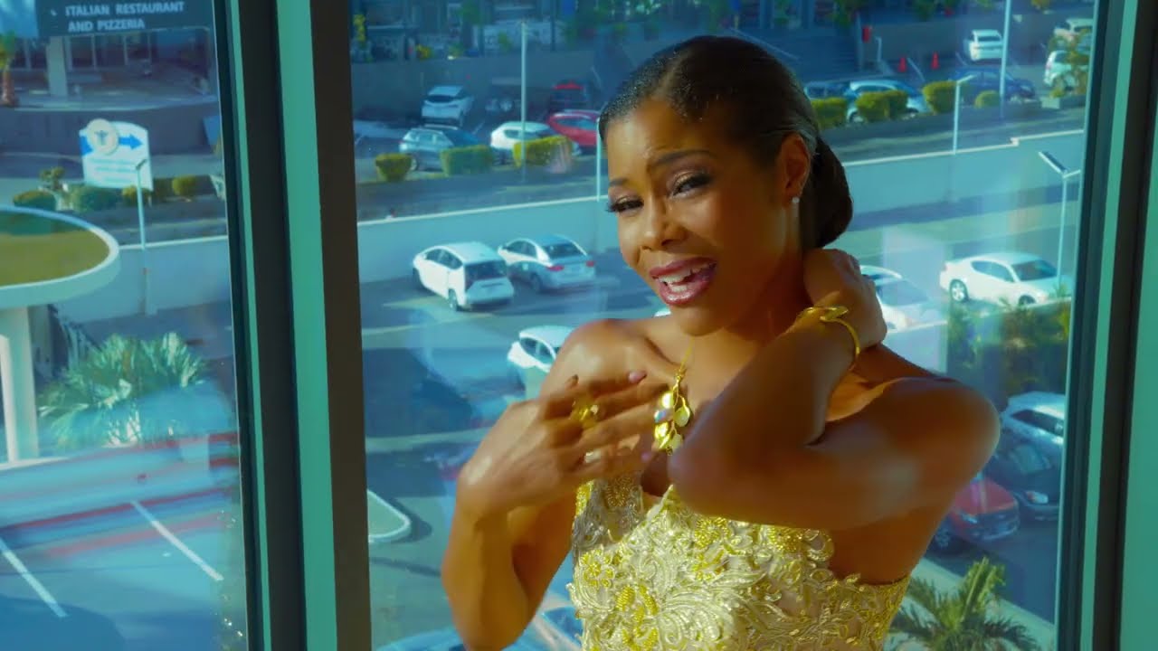 Leila Chicot - On Laisse Tomber ? Feat Hypnoz (CLIP OFFICIEL ZOUK)