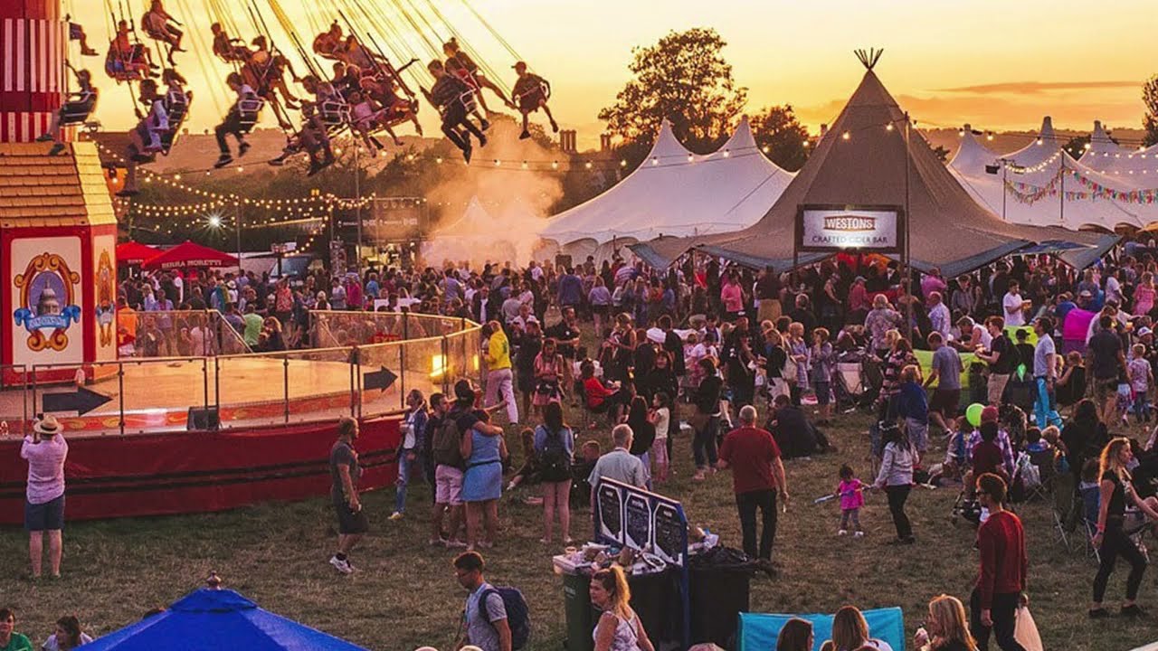 Sounds of walking through a festival background noise ASMR
