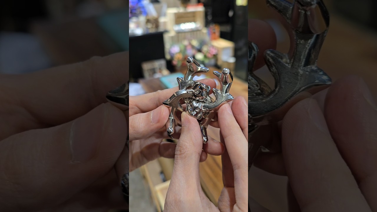 Hanayama Cast Elk Puzzle