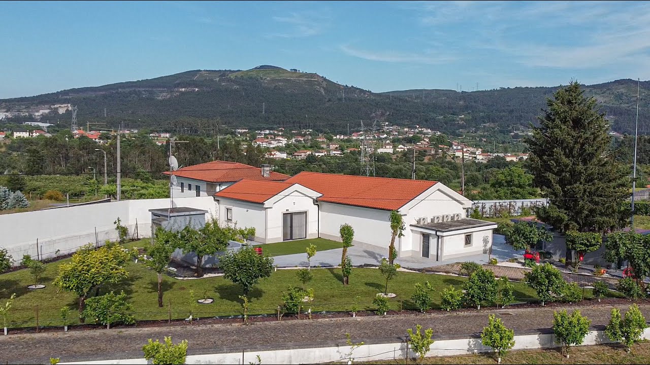 Moradia T5+1 - S.Salvador Briteiros, Guimarães - Remax Vitória