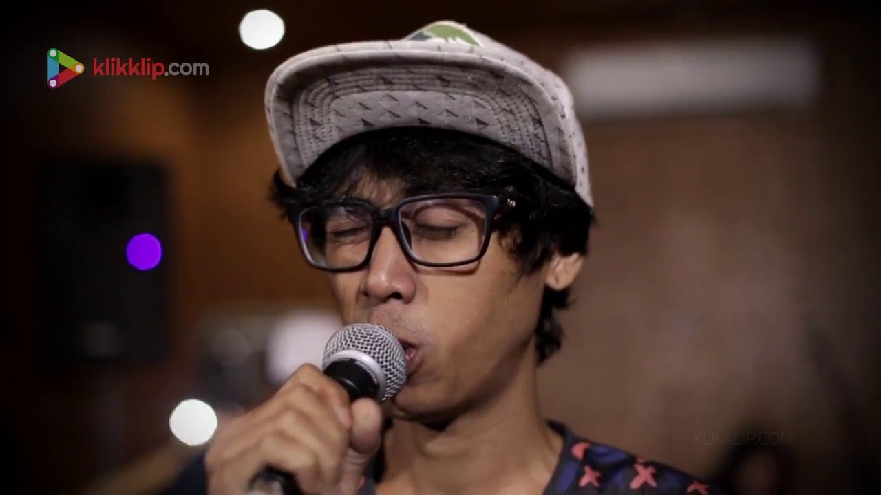 Monkey Boots - Kau Adalah - Klikklip Studio Session