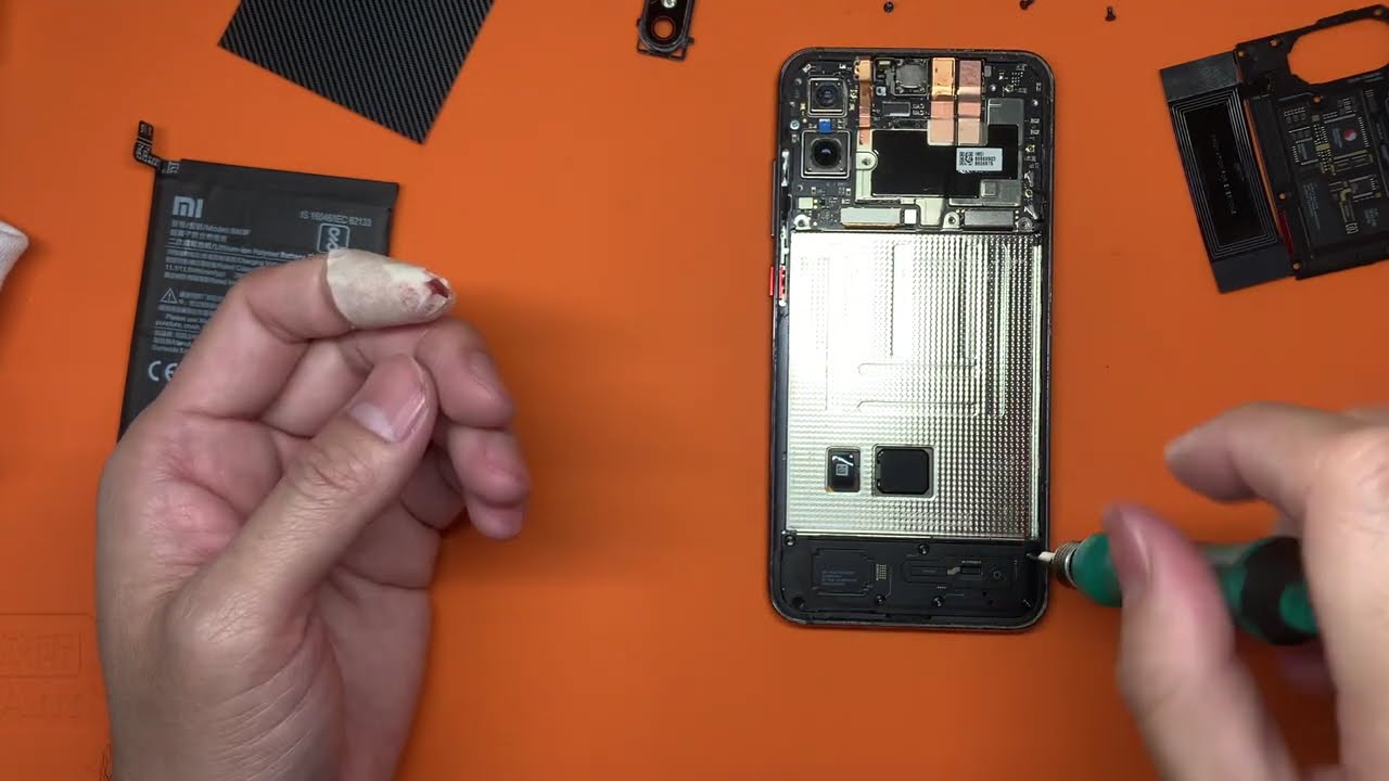 Xiaomi 8 pro Replace Display (小米8 更換屏幕)