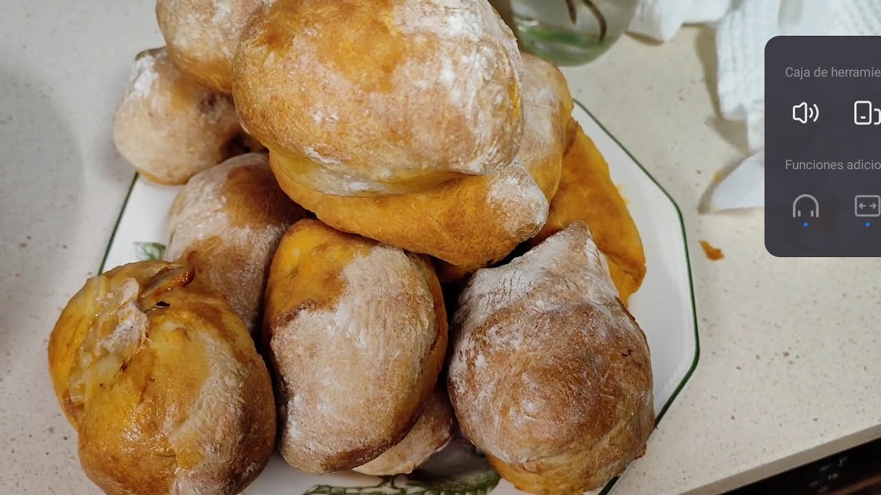 EL RICO ESTÁ EL PAN RELLENO DE CHORIZO O CHORIPAN O PAN PREÑAO . ECHO EN FREIDORA DE AIRE