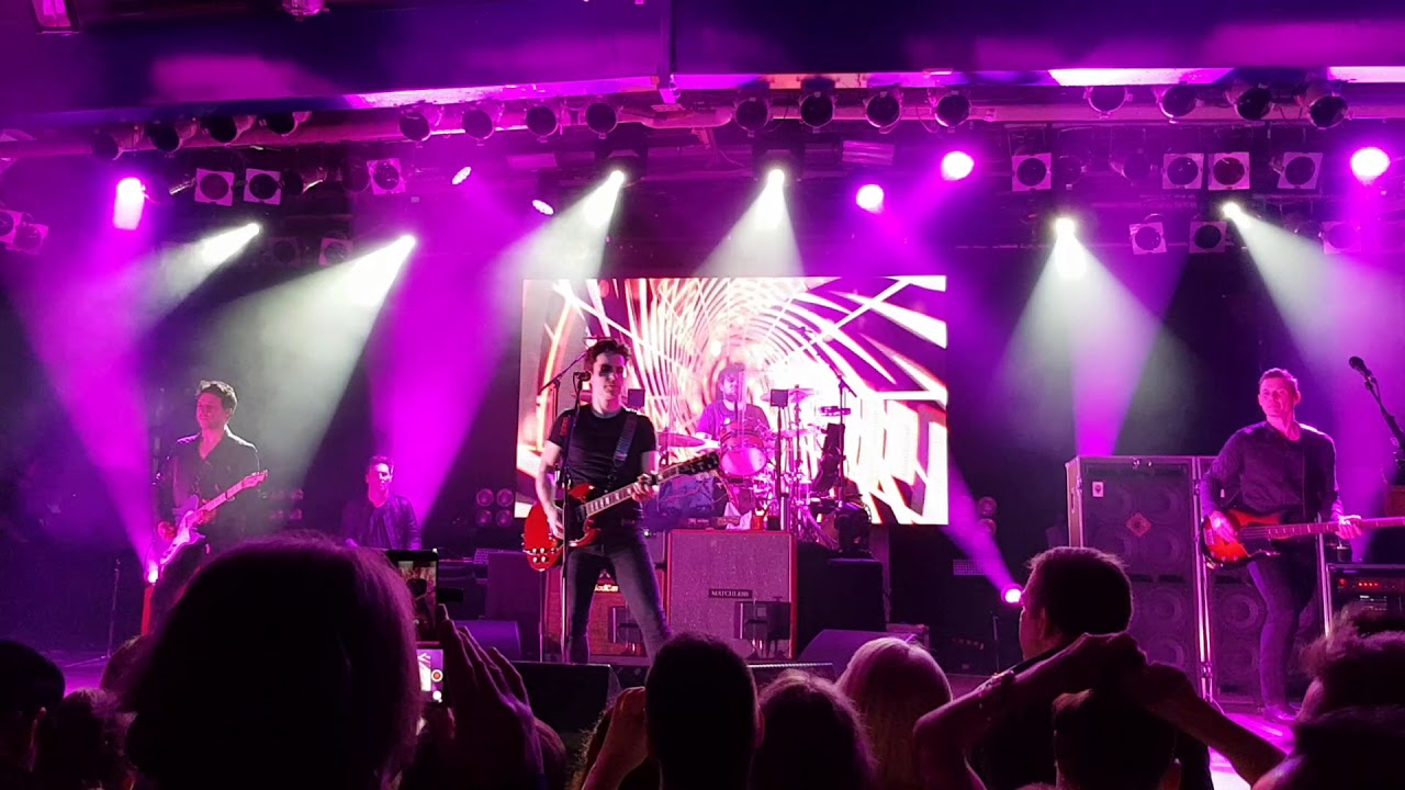 Stereophonics  - Dakota Special Intro -  Munich 18