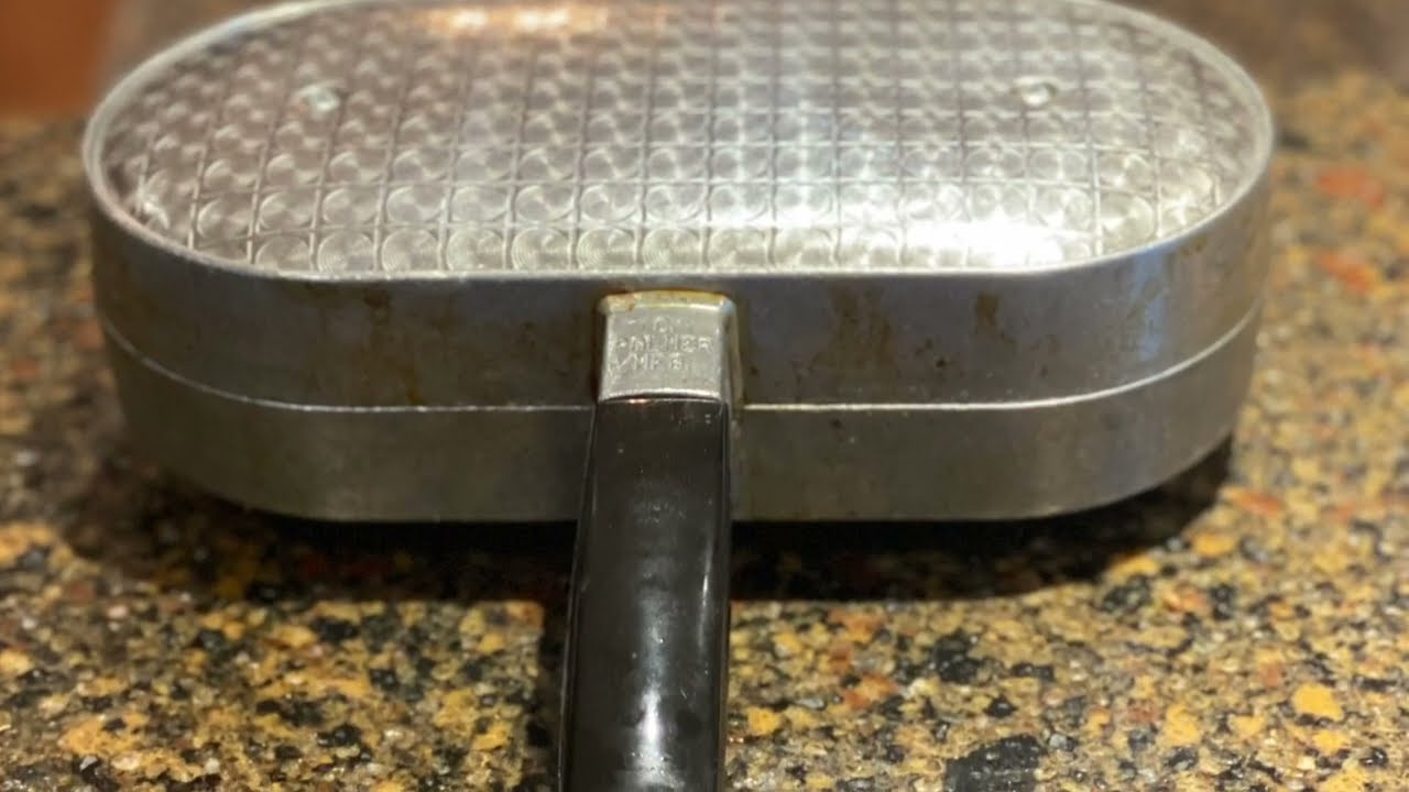 The Best Pizzelle Maker! C. Palmer Model 1000T Non-Stick Pizzelle Iron Review 🍪🇺🇸