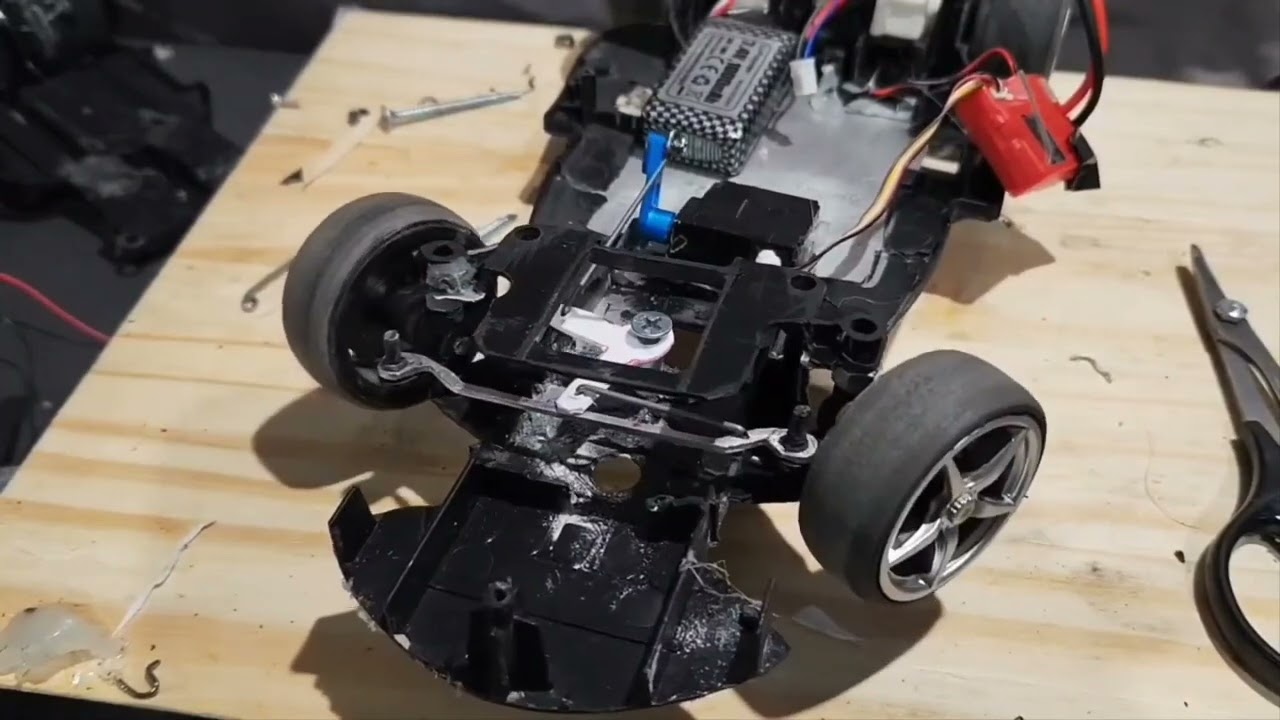 Rastar Ferrari Laferrari upgrading Diy steering axle 1/14 timelapse