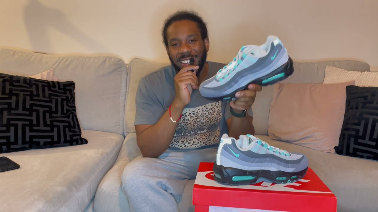 Air Max 95 Hyper Turquoise