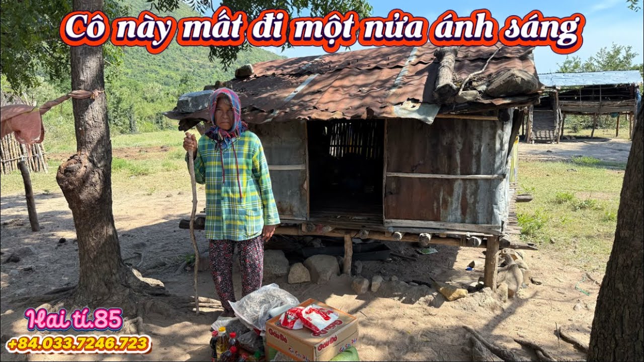 Cô  đồng bào raglai 1 mắt sống cực khổ trong rừng núi