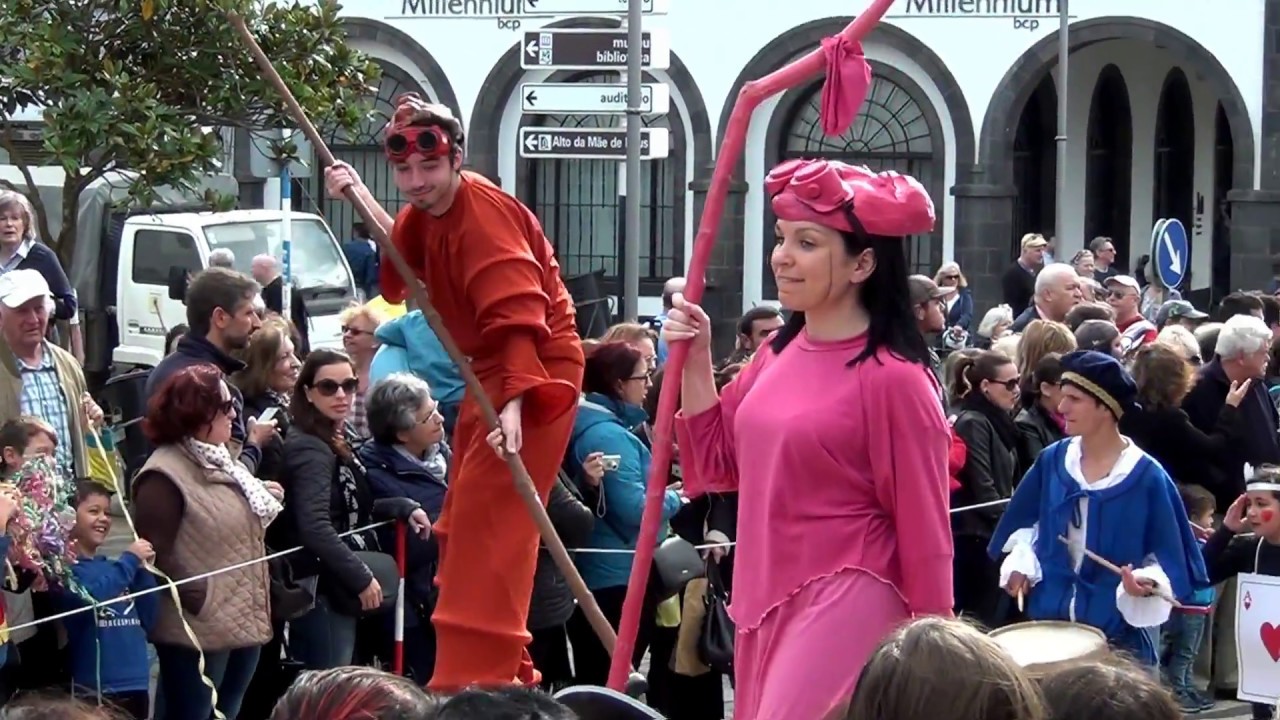 DESFILE DE CARNAVAL-DE CRIANÇAS  EM PONTA DELGADA-9-2-2018