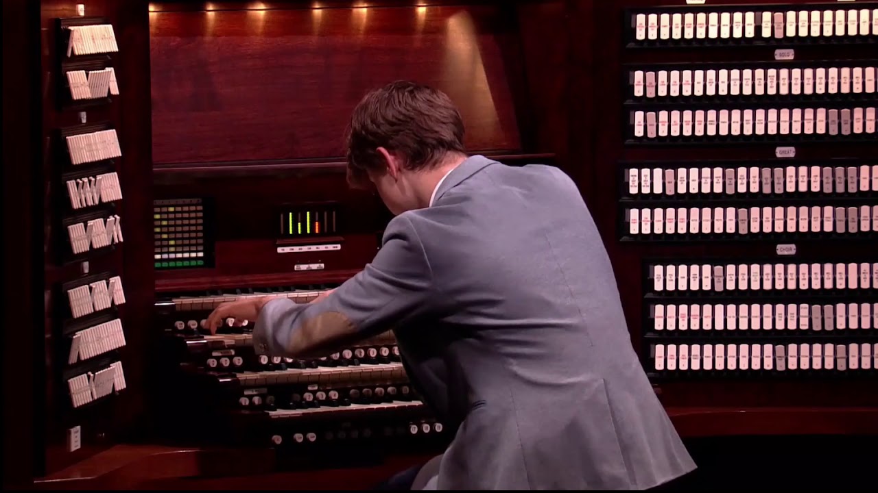 Sigfrid Karg-Elert: Valse mignonne, Op. 142, No. 2 - played by Sebastian Heindl, Organist