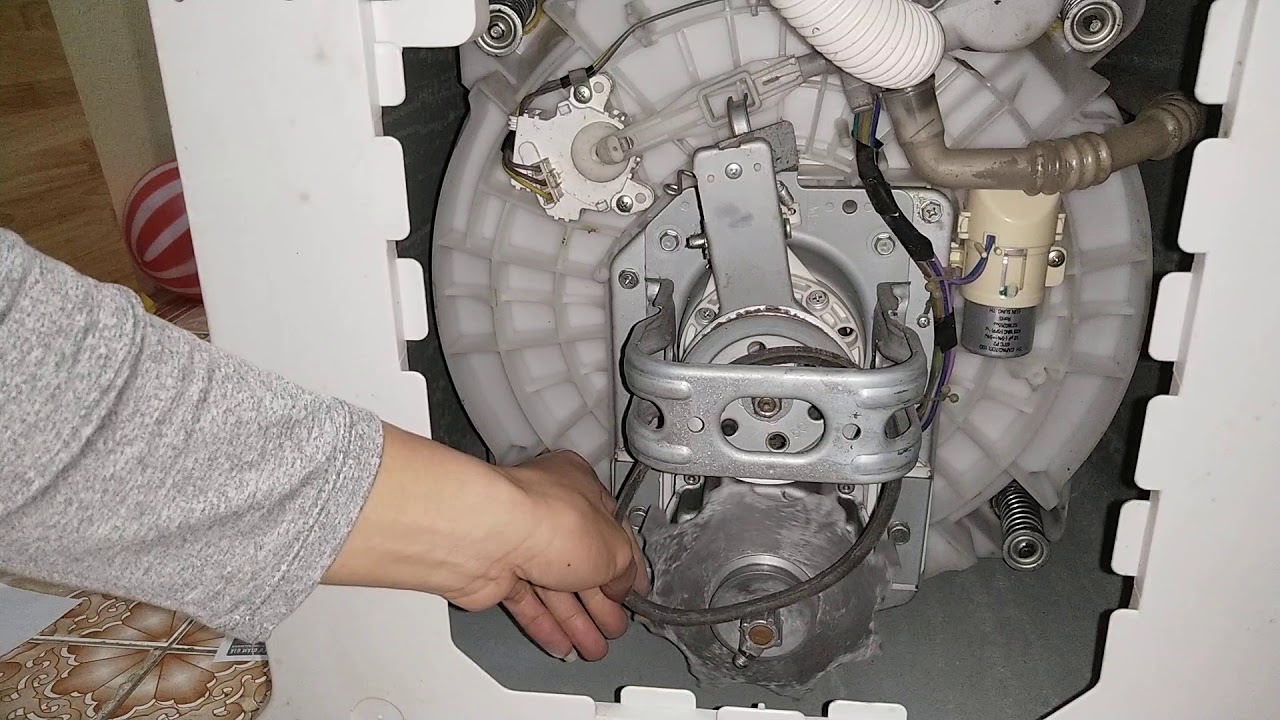 Máy giặt lâu ngày giặt bẩn hơn, vắt không khô là do cái này