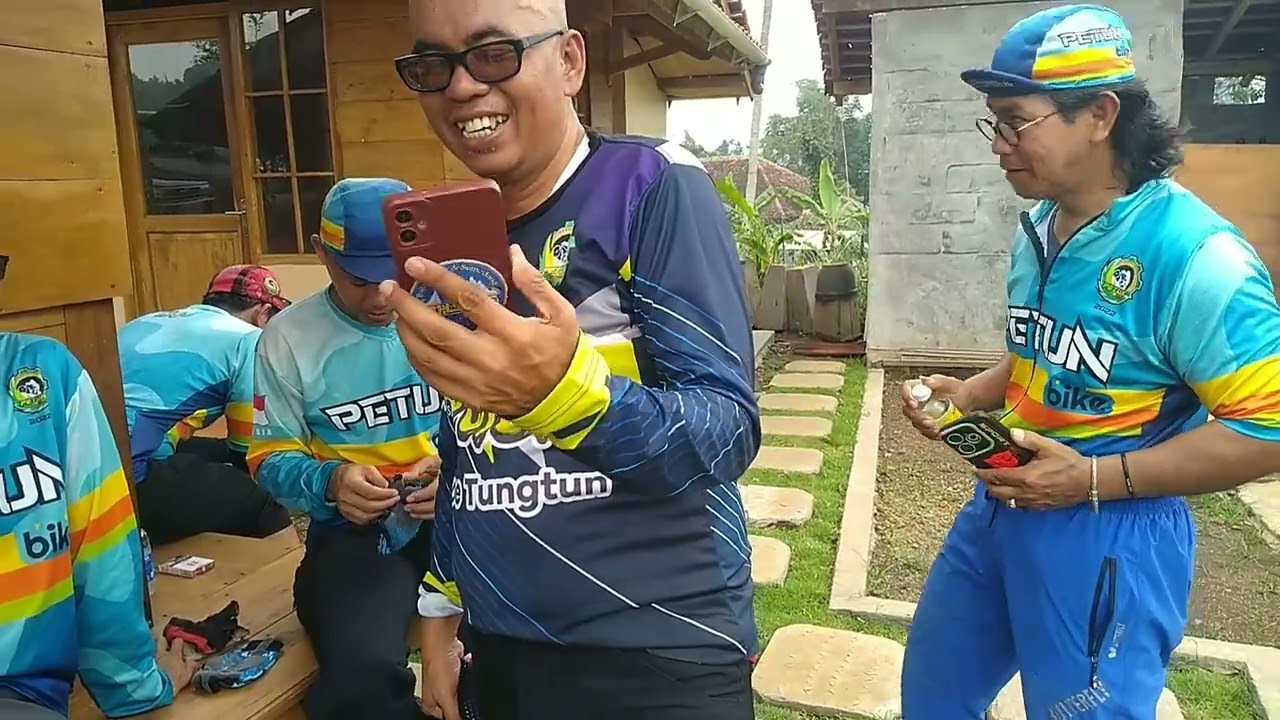 Review singkat LASAKA CAFE #petunbikecomunity