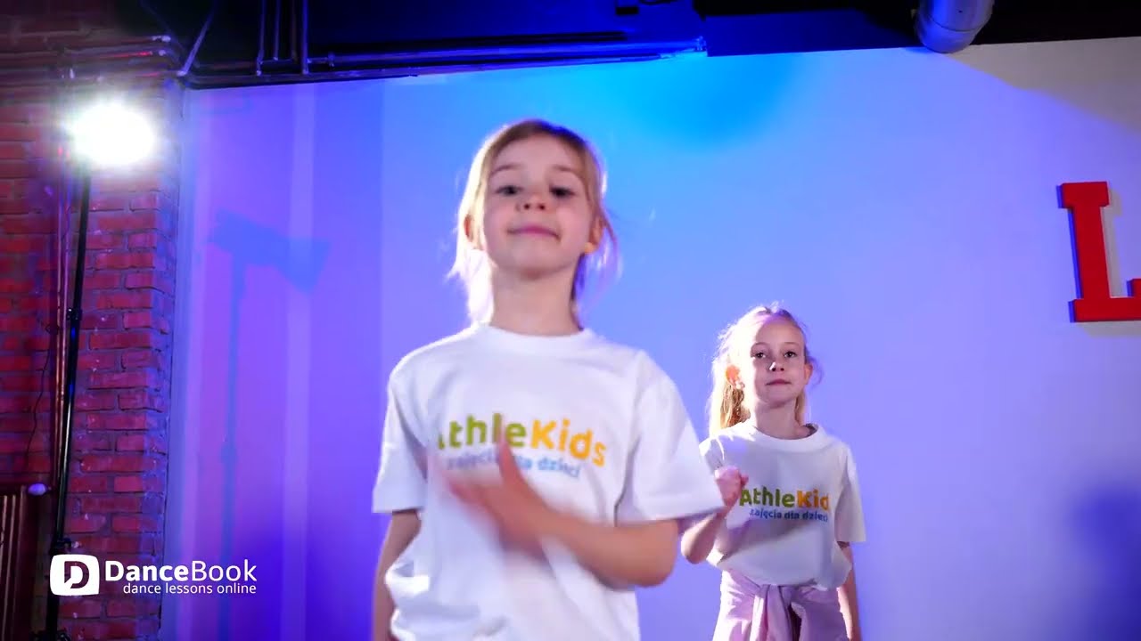 DanceKids - Alvaro Soler- Sofia
