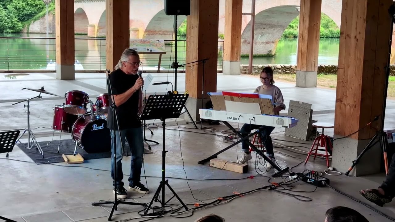 La Valse à Mille  Temps ( J.Brel ) - Justine et Lionel