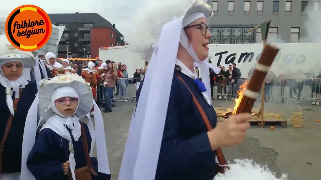 🍊 Les Gillyciens Et Ses Paysannes 2023 🍊 rondeau  brulage vidéo 2 🍊 folklore belgium 🍊