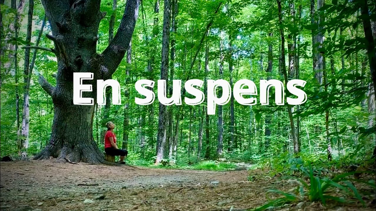 En suspens