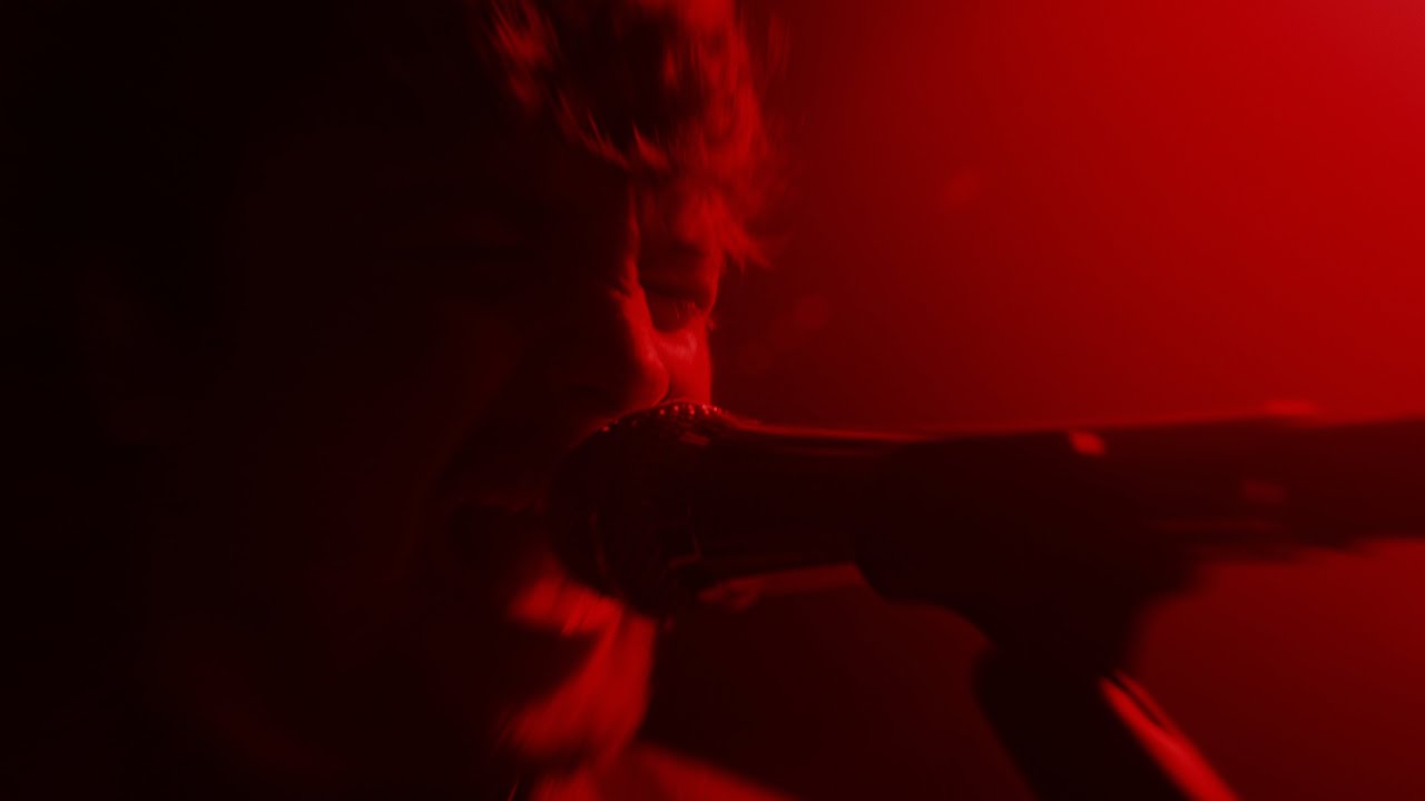 Bottomless Brunch - Freak (Official Music Video)