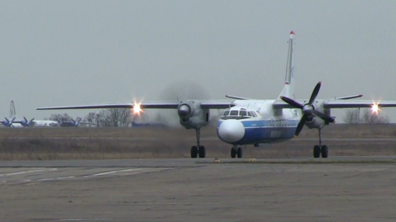 THE SIGHT & THE SOUND 3/7 : Flight onboard Motor Sich AN-24 UR-MSI from Zaporizhia to Kiev (IEV)