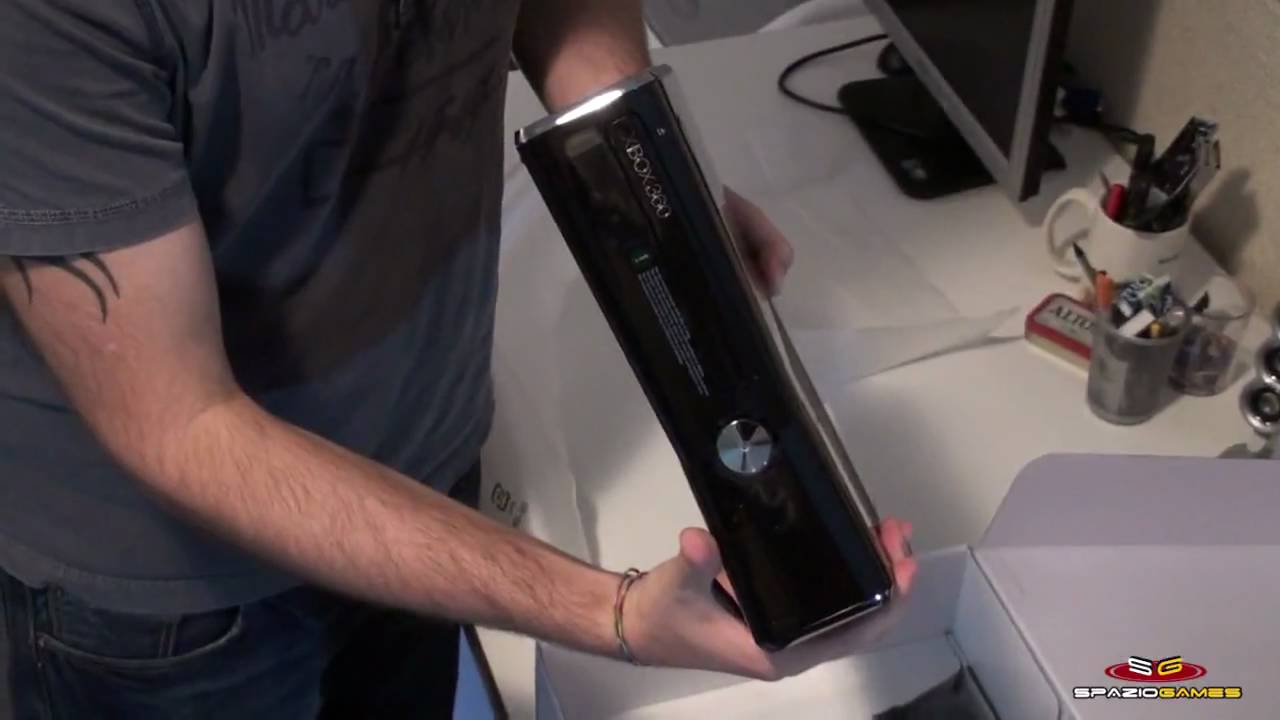 Xbox 360 Slim Unboxing ITA - By SPAZIOGAMES