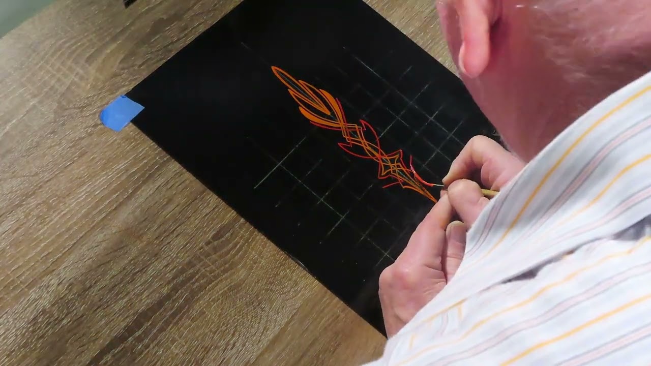 Pinstriping a Cool Little Design