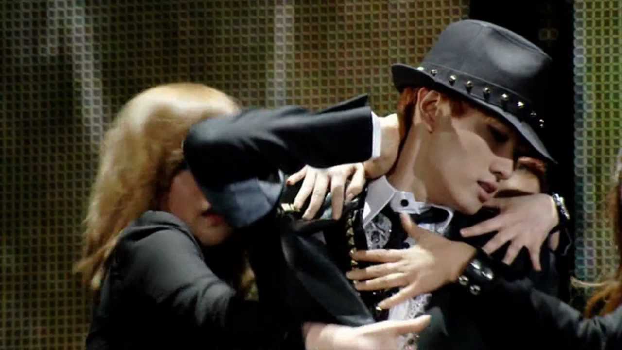 【HOT】 EunHyuk Dance Solo - Sorry Sorry Answer
