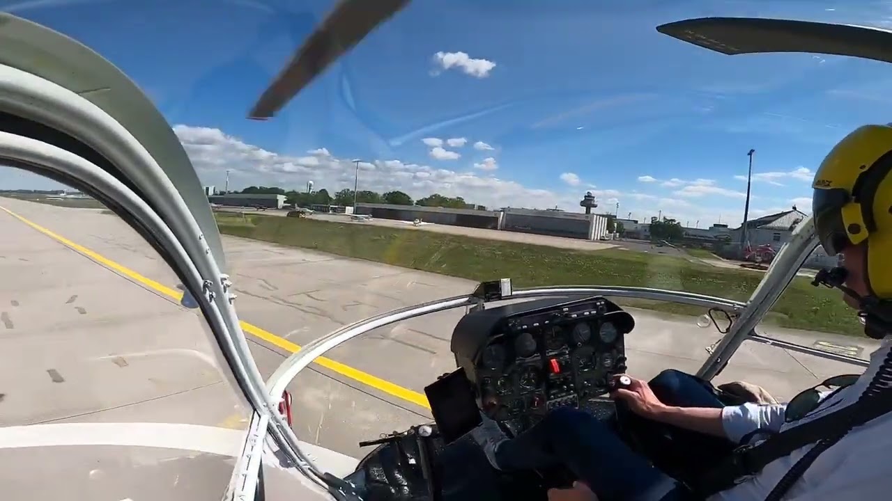 Hiller UH12 - cockpit view