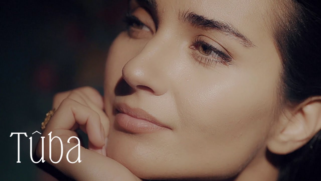 Tuba Büyüküstün 