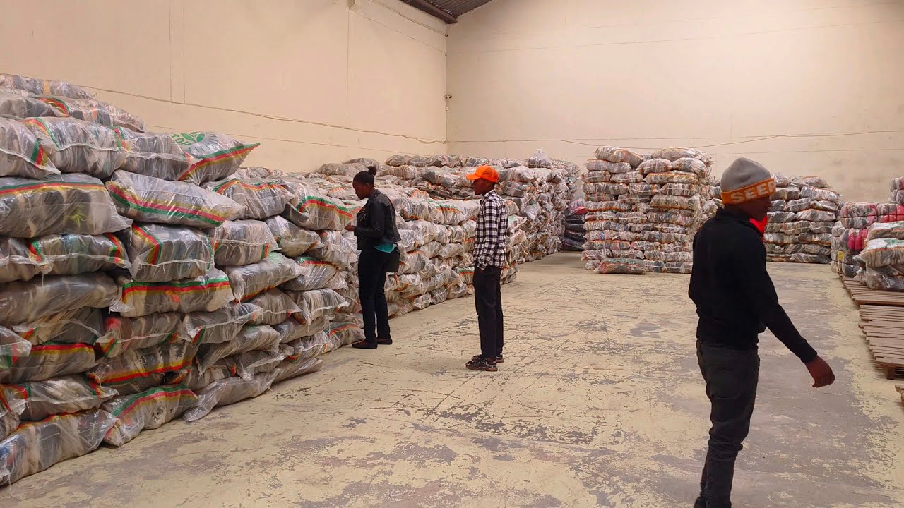 🫢UUUWI NIMEPATA GODOWN YA VIATU ZA MITUMBA Nairobi. FROM 4K UKO NA GUNIA. #mitumba shoes 👟 👠