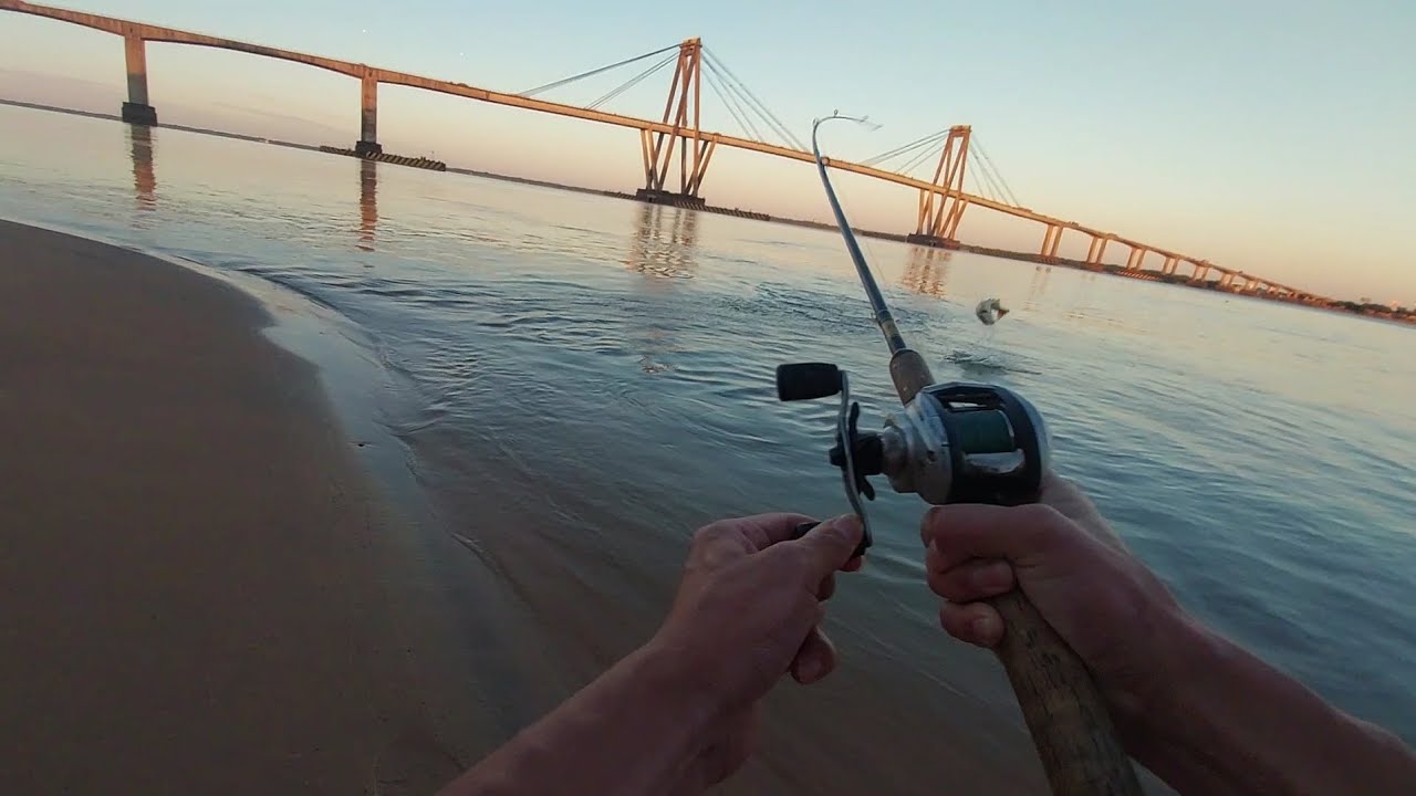 MUCHOS DORADILLOS!! pesca con señuelos,matesitos y paisajes Correntino