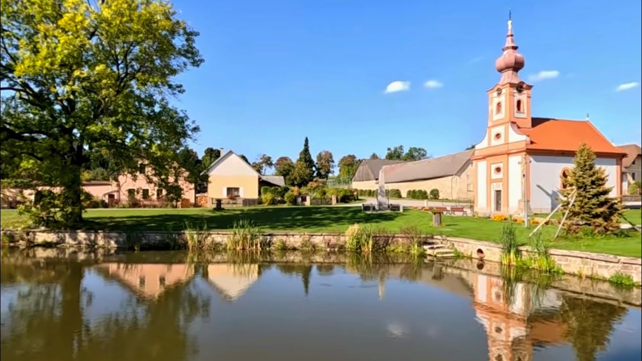 Podzim v České Kanadě - z Kunžaku přes Landštejn do Bystřice