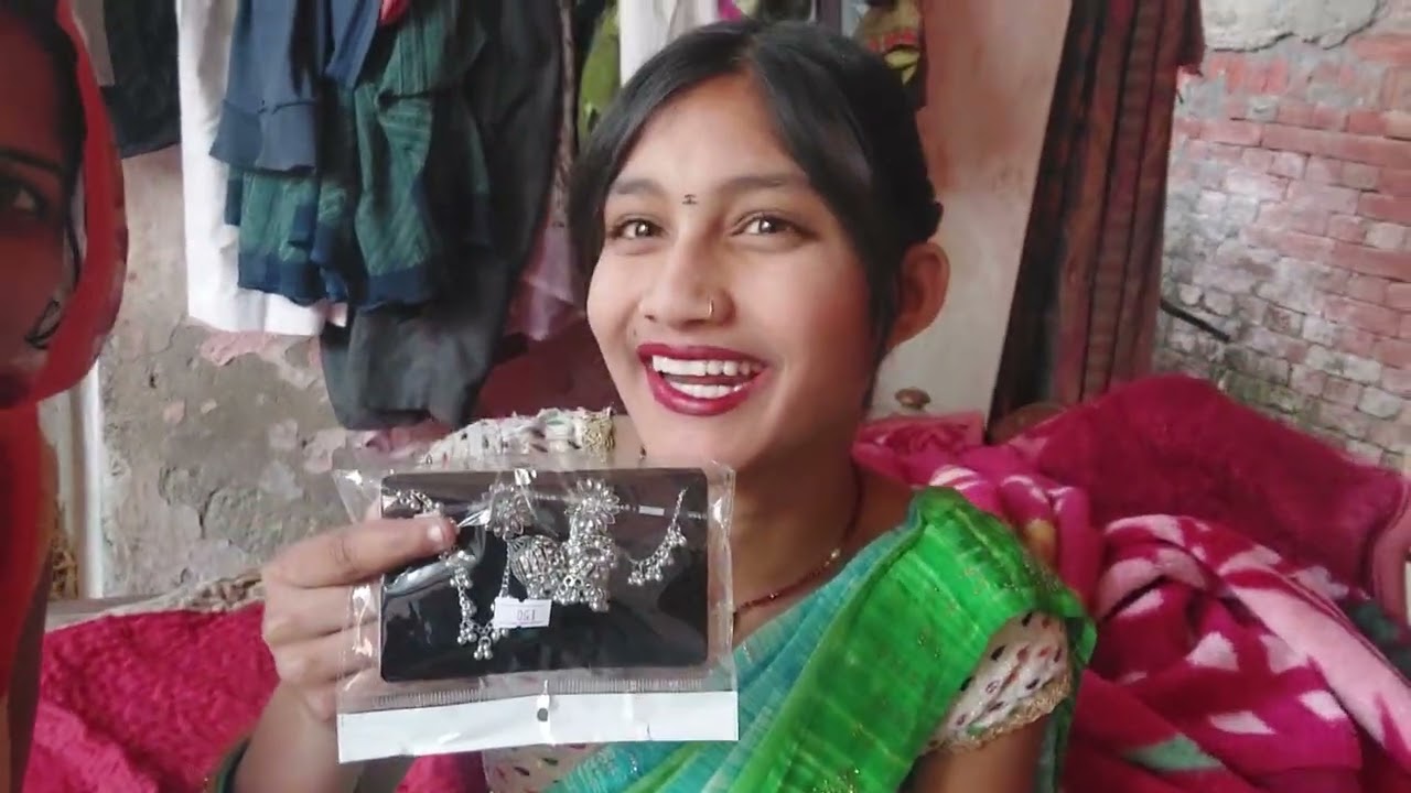 मम्मी मेरी मेरे लिए कान का झुमका ले आई है🥰🥰