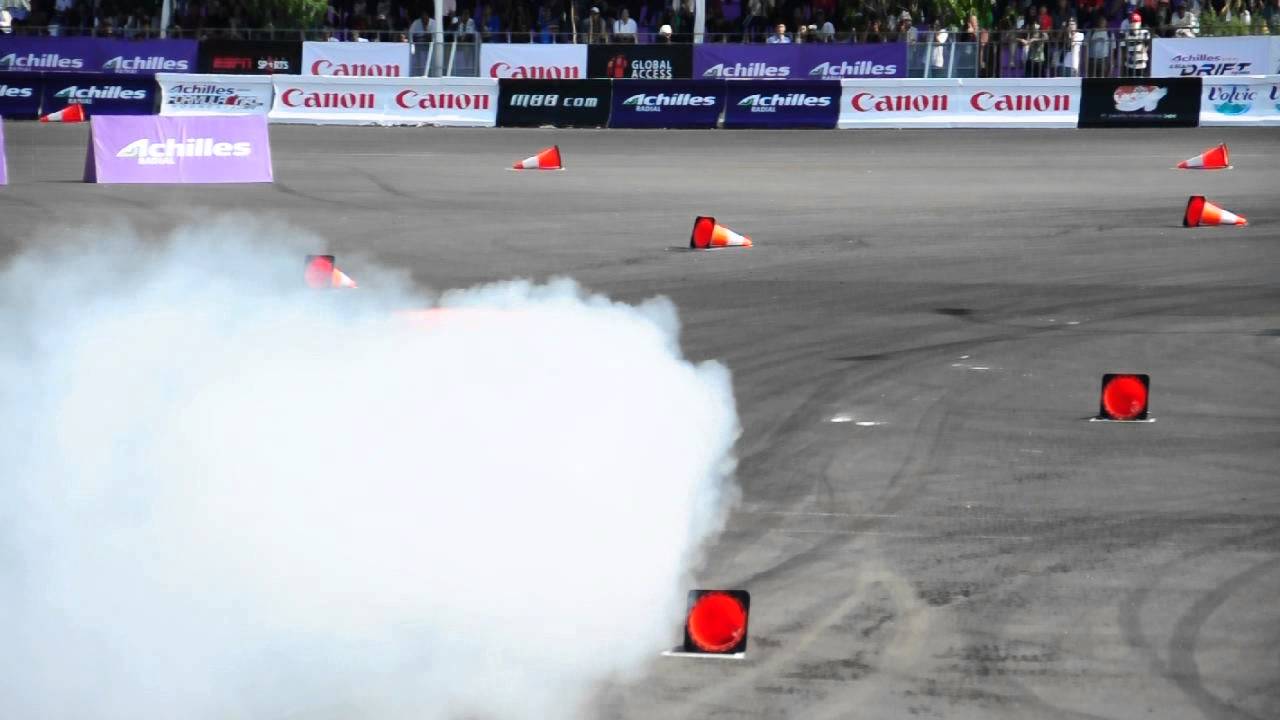 Formula Drift Indonesia 2012: Dean Zen's 1st Qualifying Run