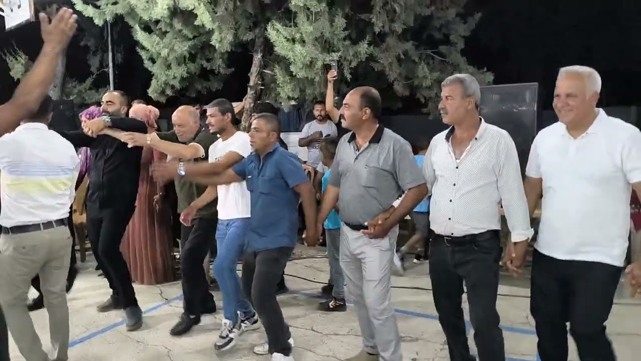 Aman Amman zalım dunya Mahmut keser eşliğinde halay başı Mehmet kılıç izlemeye değer düğün videoları