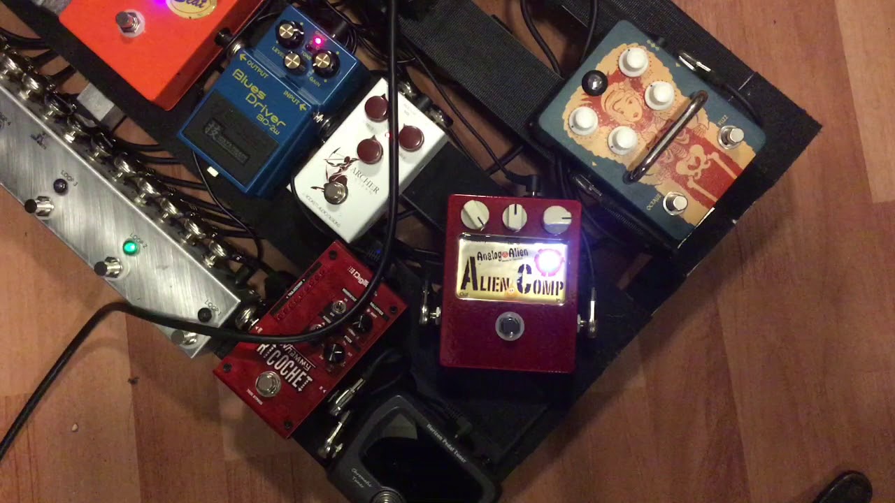 Johnny Hiland with the Analog Alien Comp pedal!