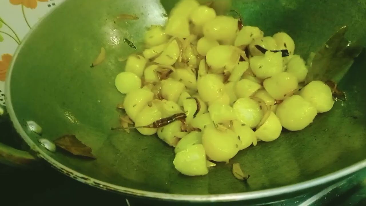 Aalu palak ki testi sabji