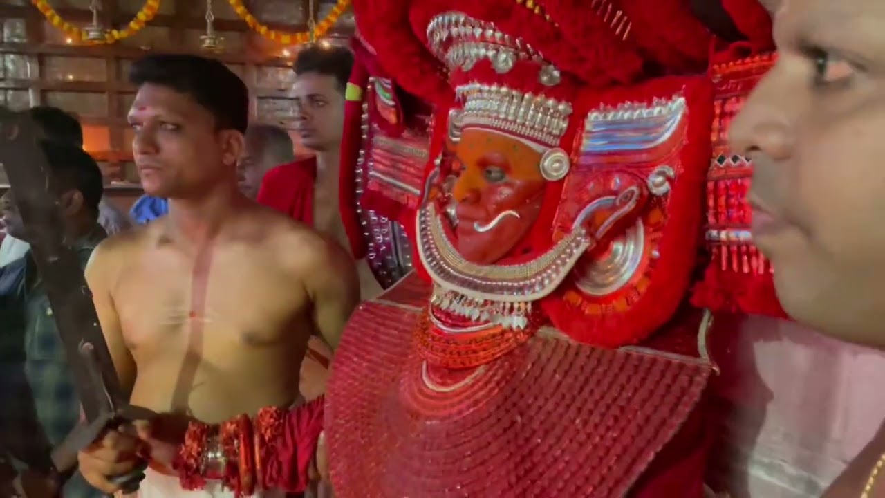 Elamkolam Theyyam | ഇളംങ്കോലം - തമ്പുരാട്ടിയുടെ വെള്ളാട്ടം | Thalikavu Kannur , Kerala
