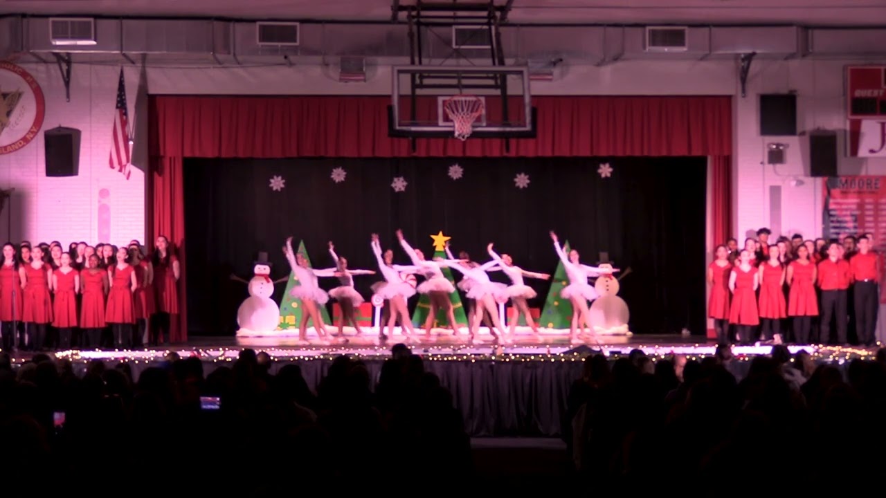 Moore Catholic High School - Forever Christmas