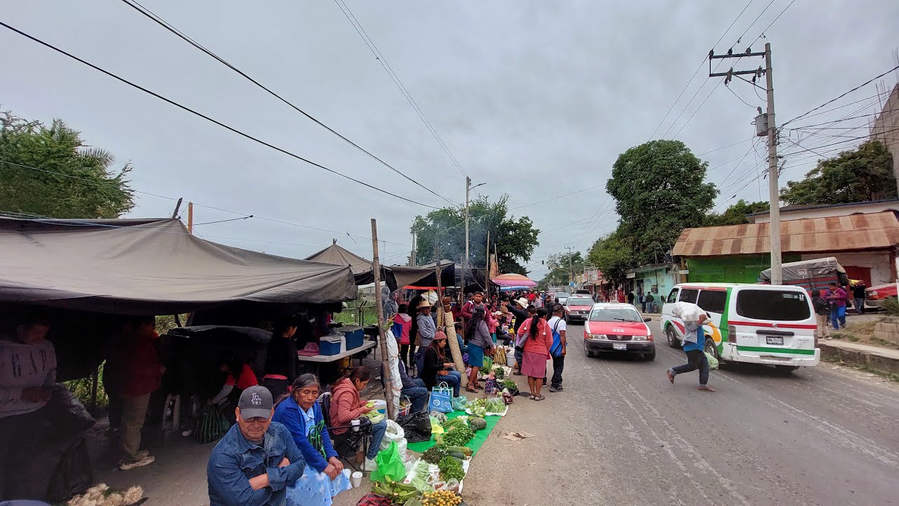 Domingo de Plaza Todo Fresco y Economico solo en #Tantoyuca # Veracruz 😍