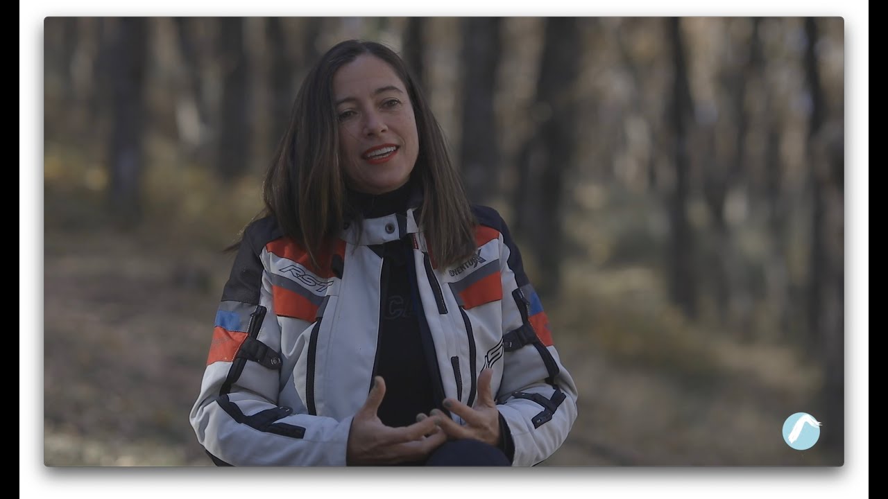 Alicia Sornosa, periodista y motoviajera