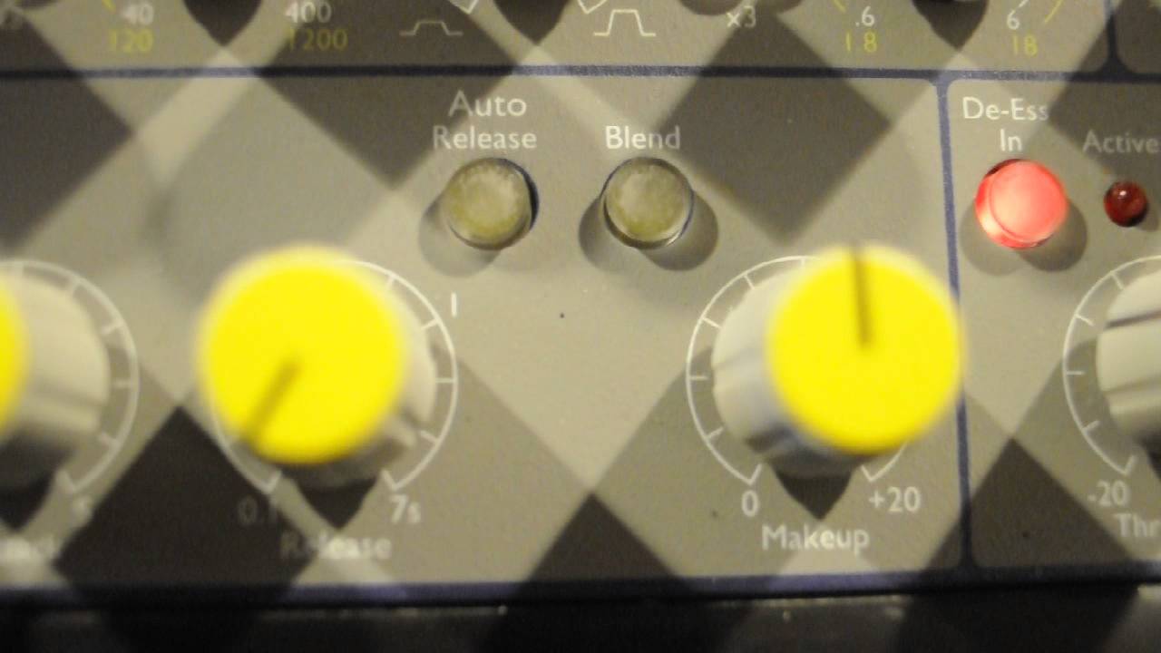 Review of the Focusrite ISA 220 - A Discontinued Gem | The Little Red Light