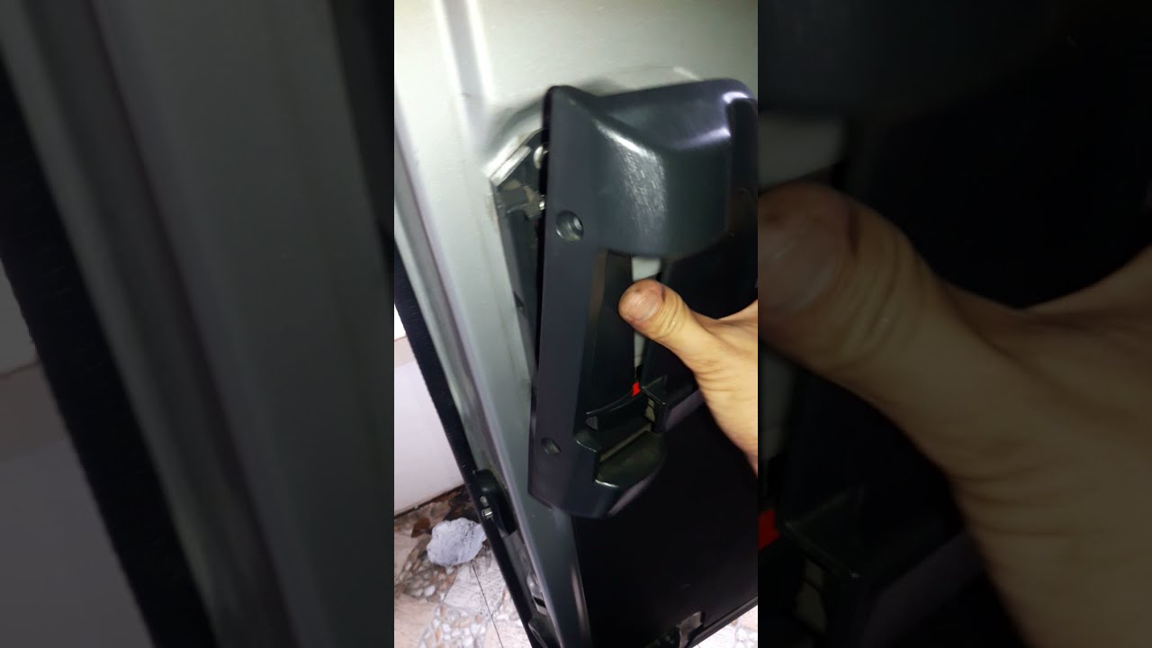 Toyota Hi ace sliding door lock problem