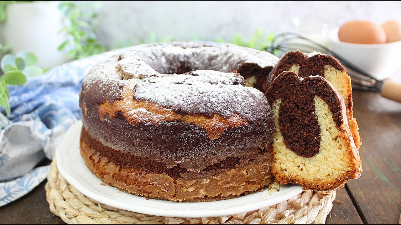 CIAMBELLA PER LA COLAZIONE allo yogurt e  cioccolato- Ricetta ciambella  facile-La cucina di Rita