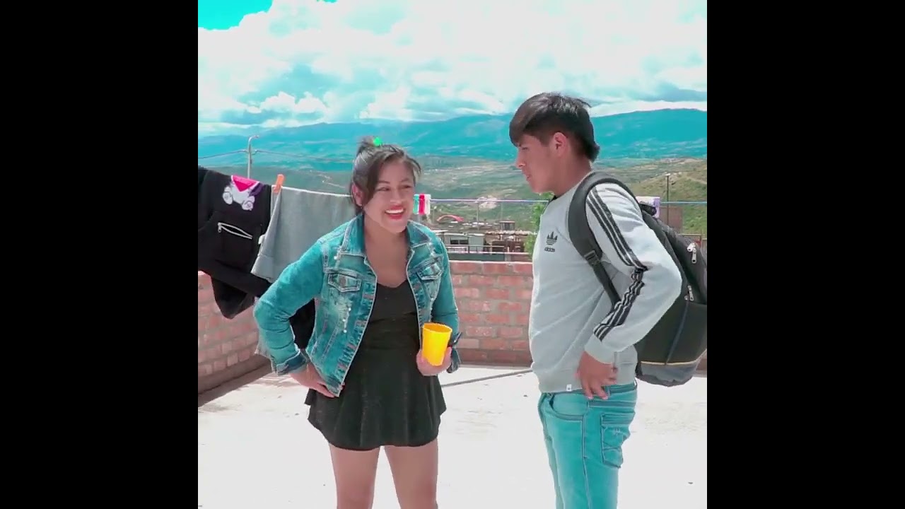 Esta mujer se aprovechaba de su pareja de su marido mecánico