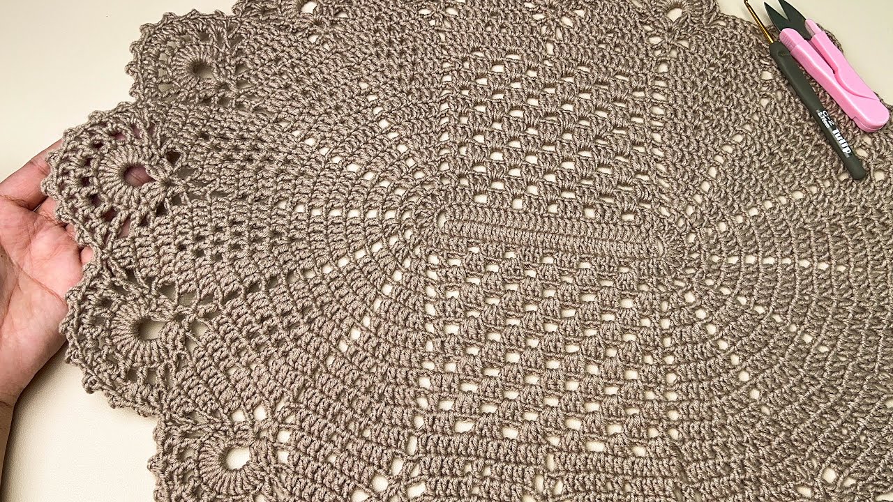 Amazing crochet oval doily tutorial , step by step guide for beginners