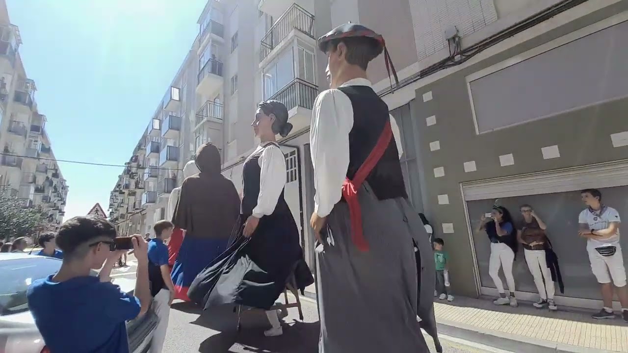 Berriozarko erraldoiak 2023ko jaietan/Gigantes de Berriozar en fiestas 2023
