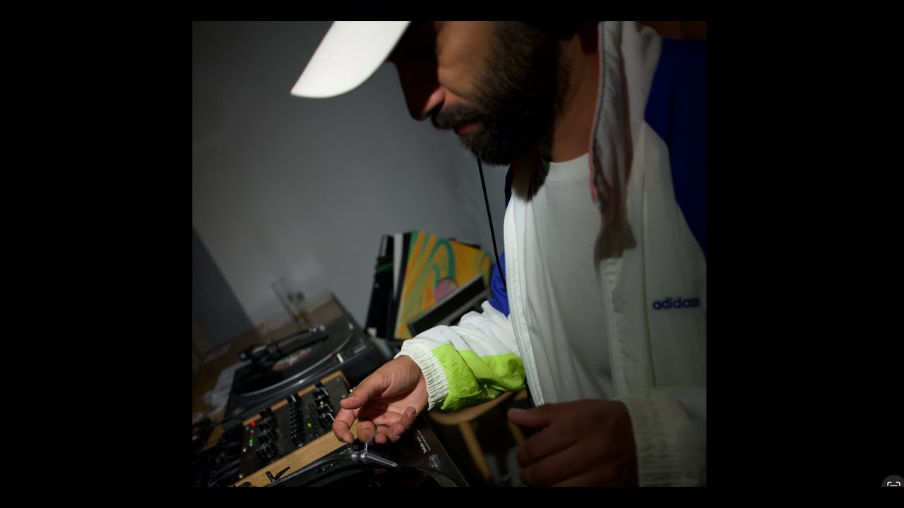 Retro-Electro Mix Vinyl DJ Set | Electro • House • Breakbeat | @PERL, Bucharest City VHS Vibes Part3