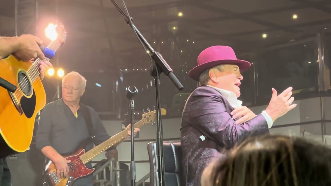 Glenn Shorrock live. Reminiscing. Rock the Boat 2025