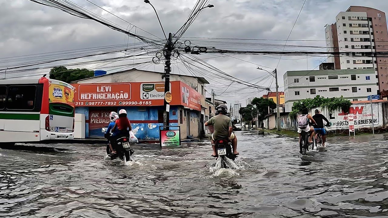 CHUVA NO RECIFE RUAS ALAGADAS INUND@ÇÃO PIEDADE CANDEIAS PE