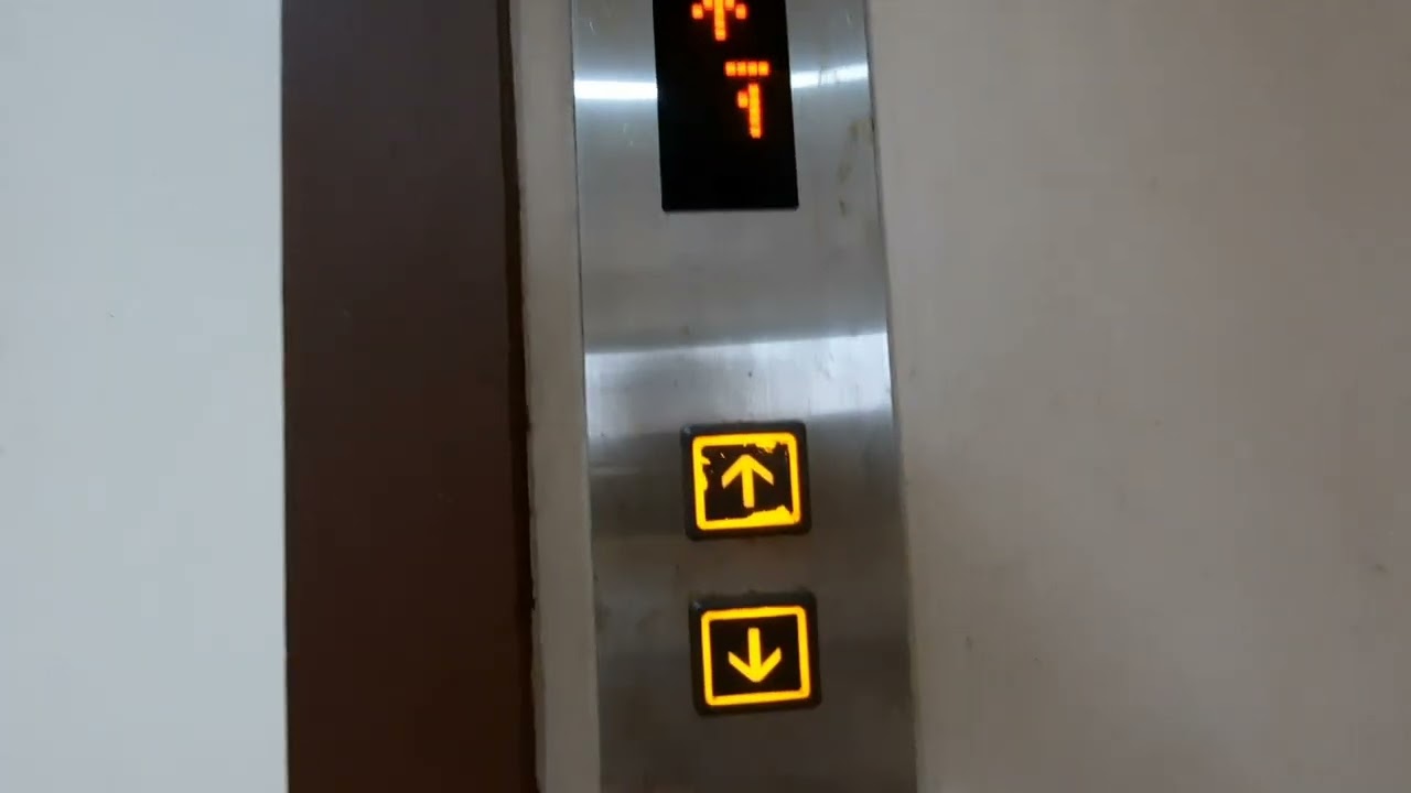 Generic elevator | City Resort, Jakarta, Cengkareng.